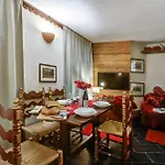 Maison Apartment
